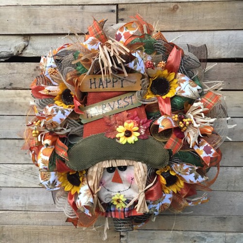 Happy Harvest Scarecrow 4