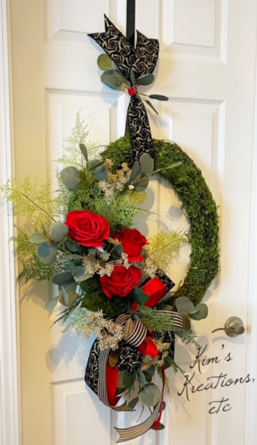 Valentine Wreath, Red Roses, Romantic Valentine Wreath, Valentine Roses, Valentines  Day Wreath, Valentine Decor, Home Decor, One of a Kind, Door Wreath,  Handmade Wreaths, Made in the USA, Wreaths for Sale, Kim's