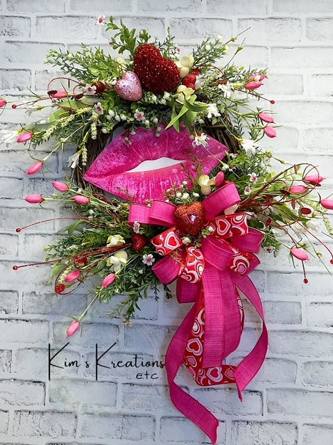 Valentine Wreath, Pink Valentines Day Wreath, Hot Pink Lips, Valentine  Lips, Valentines Day Wreath, Valentine Decor, Wildflower Wreath, Home  Decor, One of a Kind Designs, Unique Wreaths, Door Wreath, Handmade  Wreaths, Made