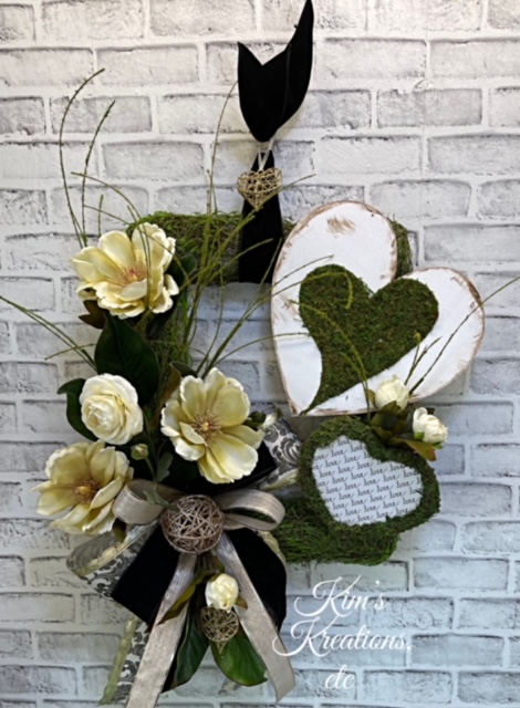Valentine Wreath, Mossy Valentine Wreath, Moss and Twig Wreath